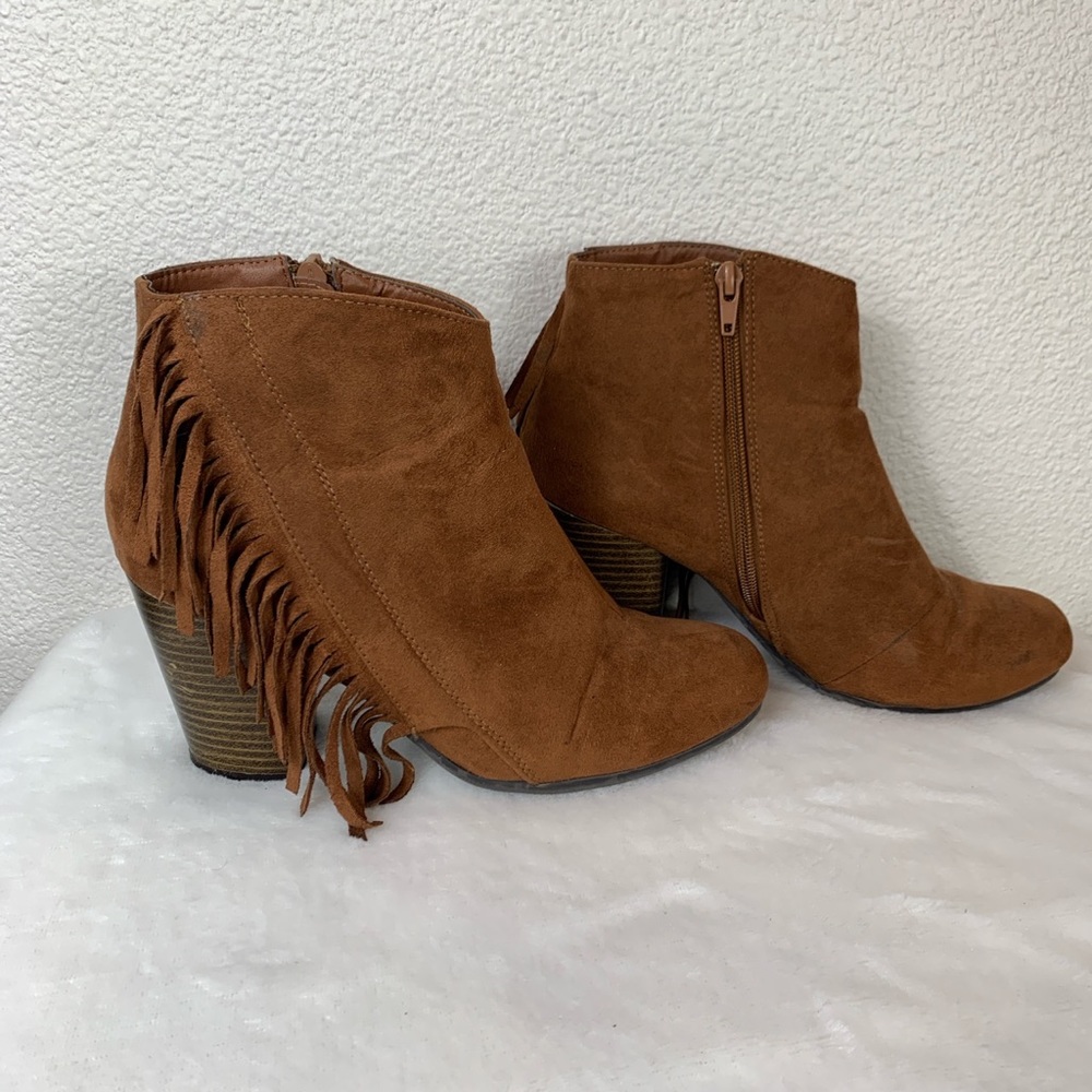 Fringe boho ankle booties in camel brown with block heel
